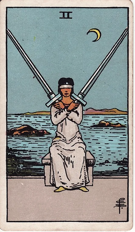 소드 2 (Two of Swords) 타로 카드